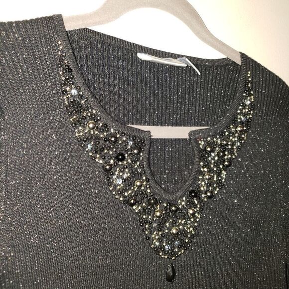 DG2 BY DIANE GILMAN BLACK EMBELLISHED SHIMMER SEQUIN BEADED SWEATER SIZE MEDIUM - Picture 1 of 5